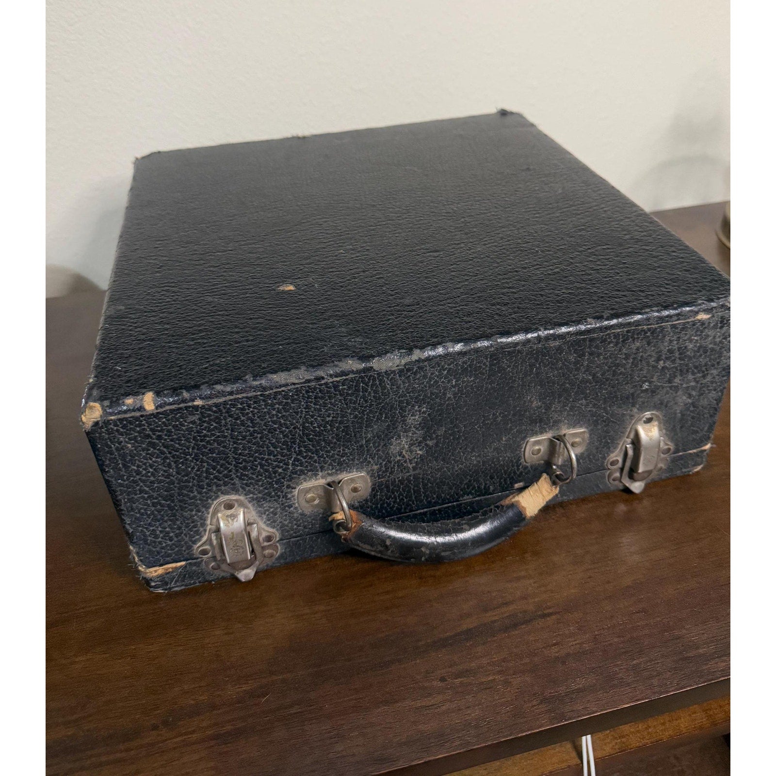 Remington Envoy 1940’s Typewriter and Case