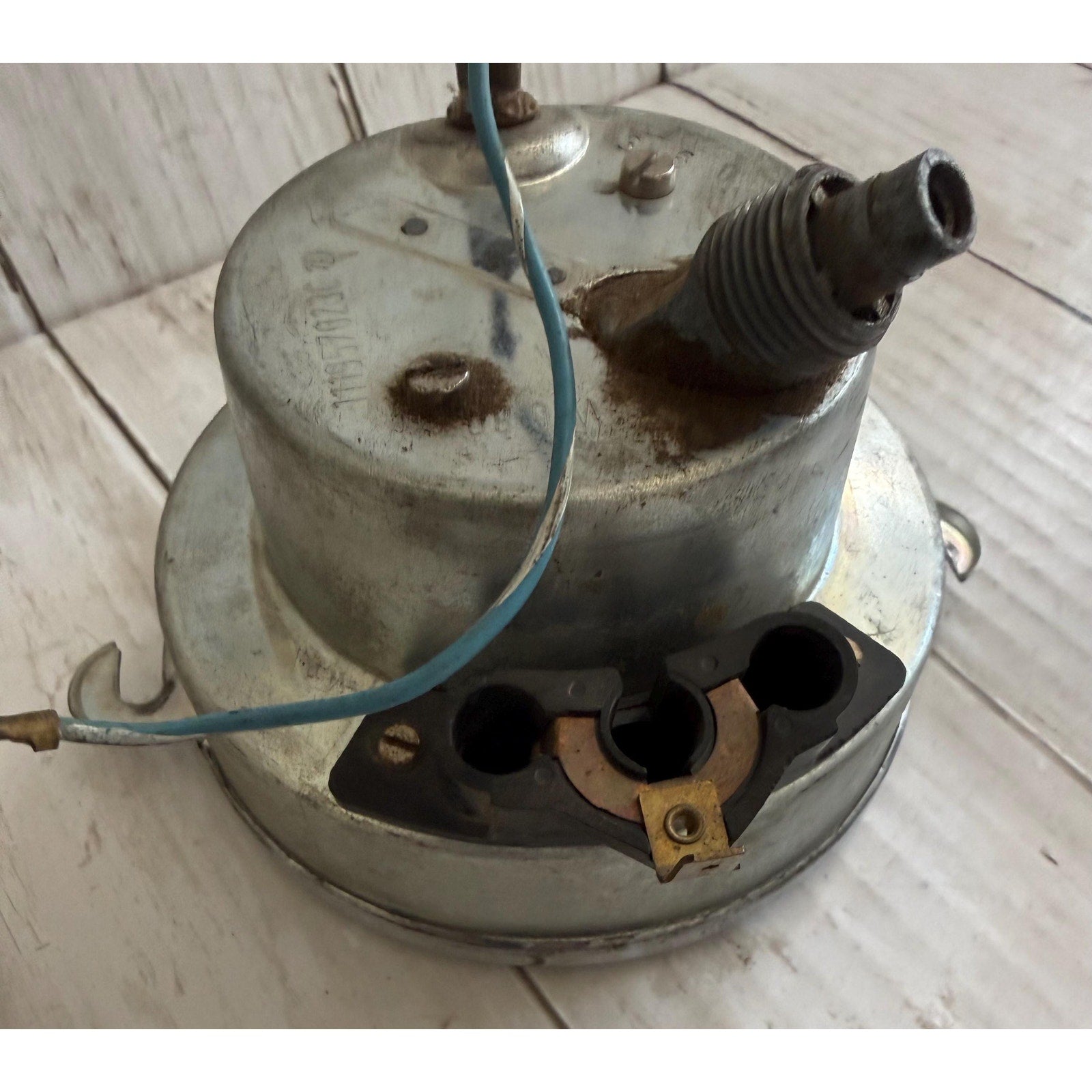 11957023c VDO VW Speedometer - Untested
