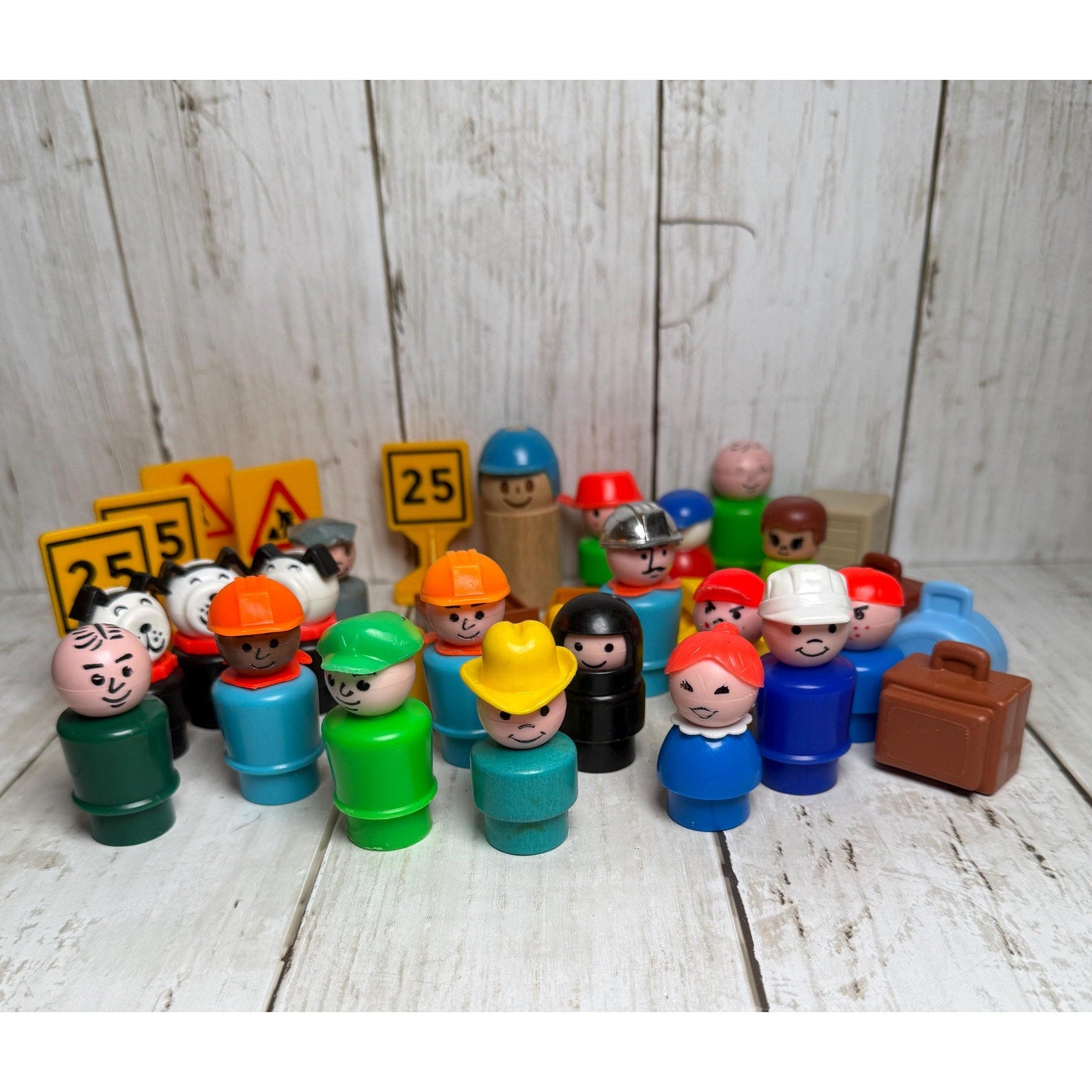 Lot of Fischer Price Little People