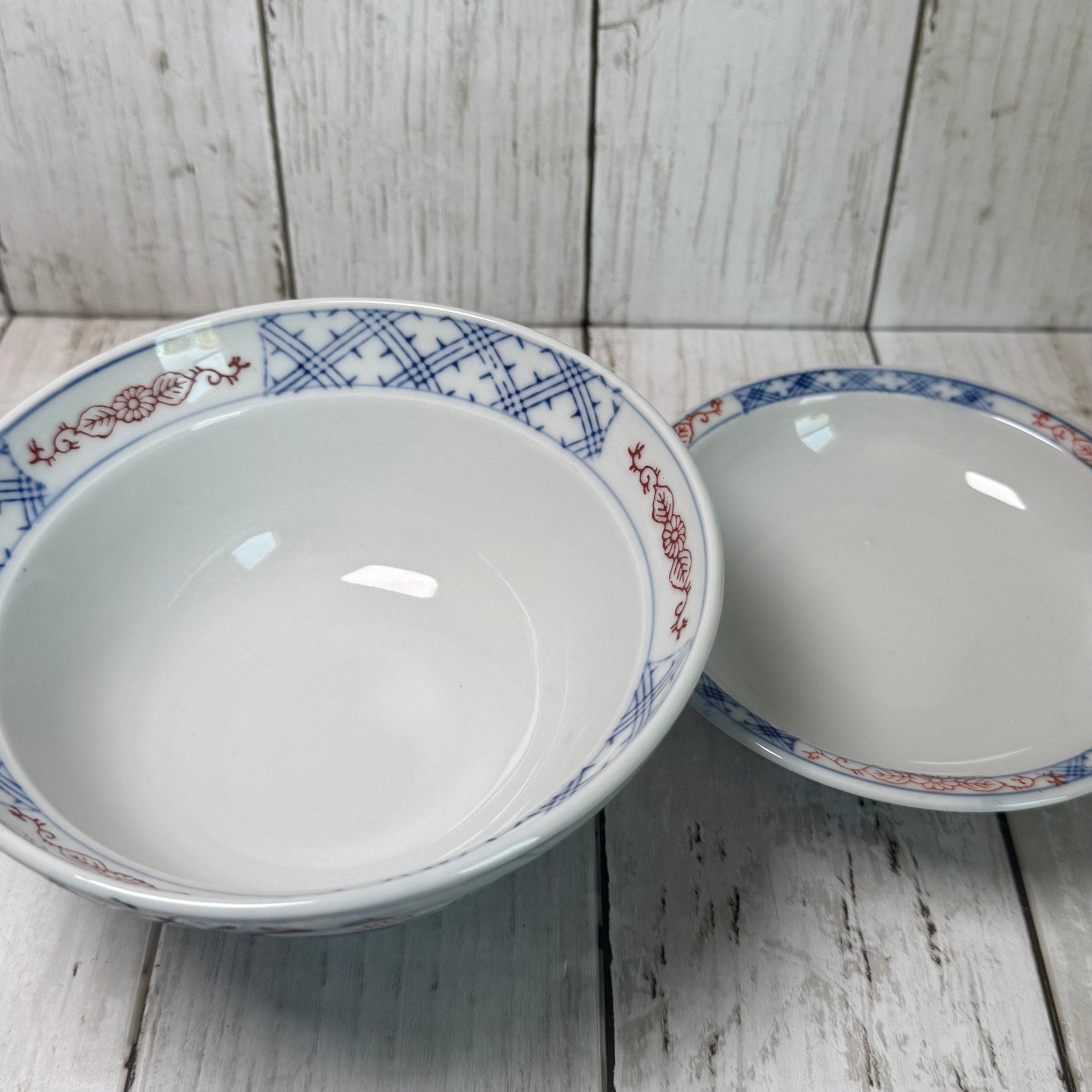 Japanese Imari Porcelain Rice Bowl with Lid