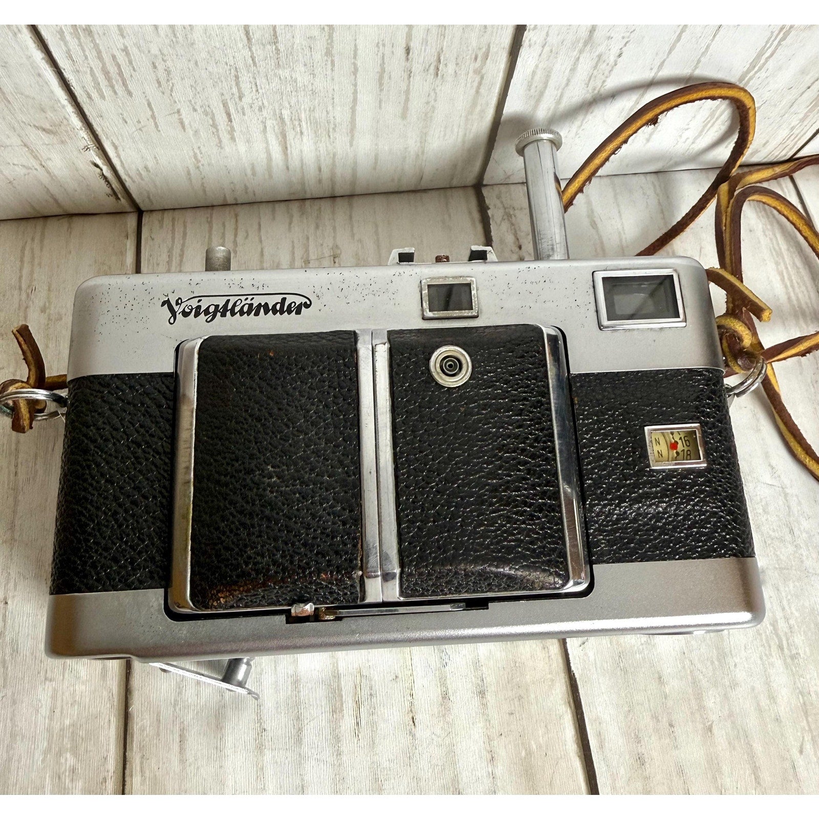 Voigtlander Vintessa 35 mm Camera - Untested