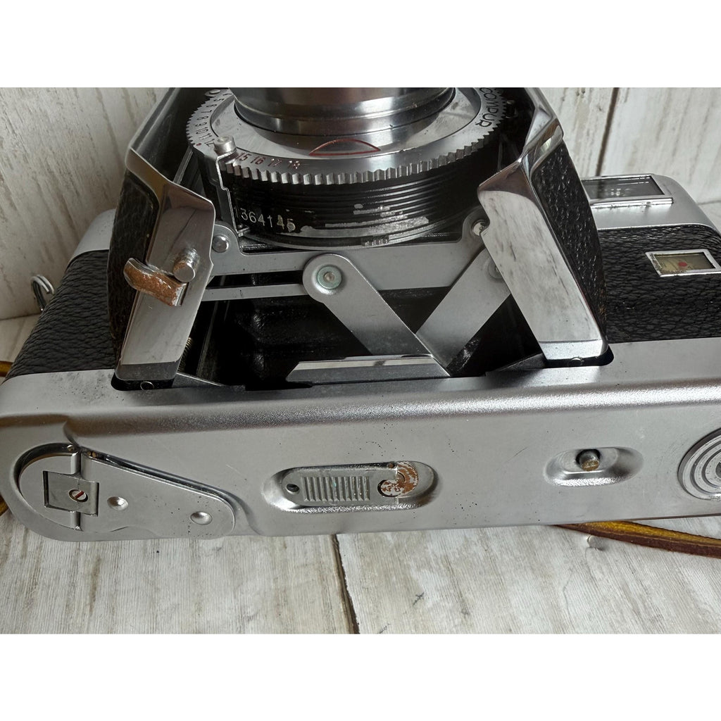 Voigtlander Vintessa 35 mm Camera - Untested