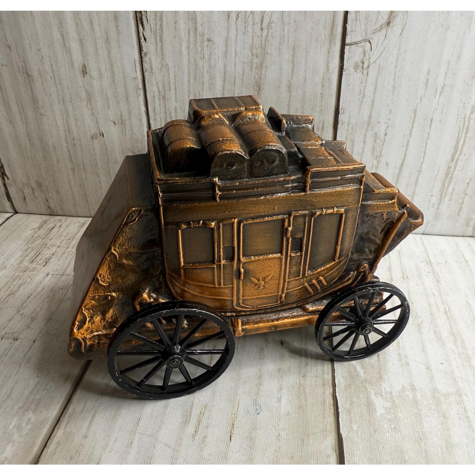 Banthrico Inc Carriage coin Bank, Made in Chicago