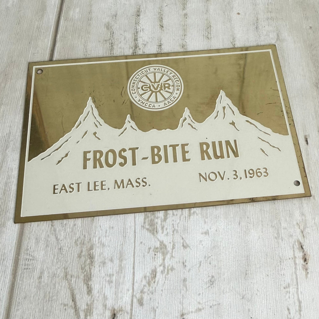 1963 Frost-Bite Run East Lee, Mass. Dash Badge