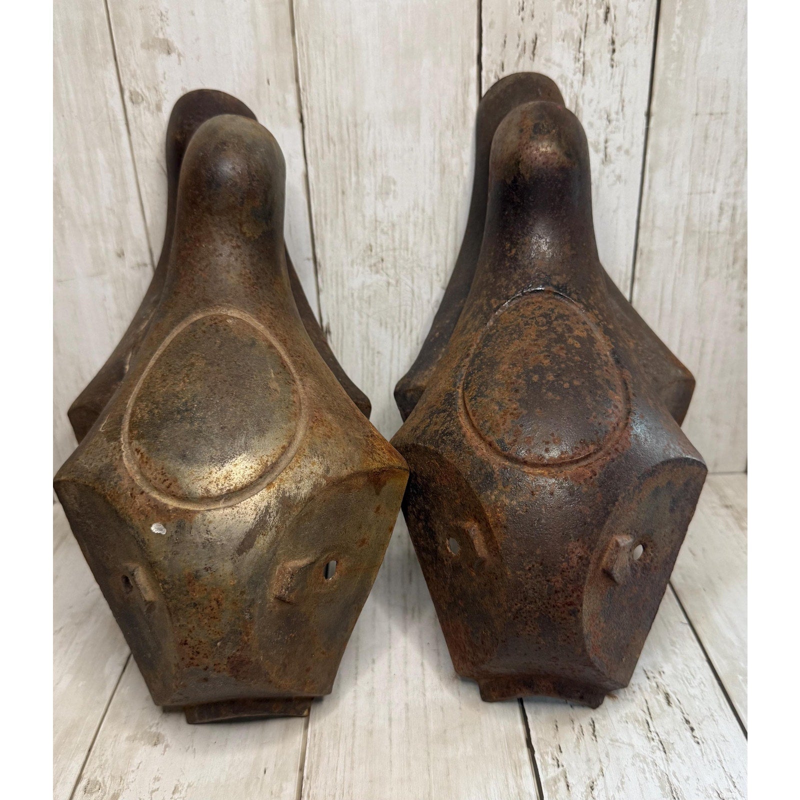 Cast iron Bathtub Claw Feet