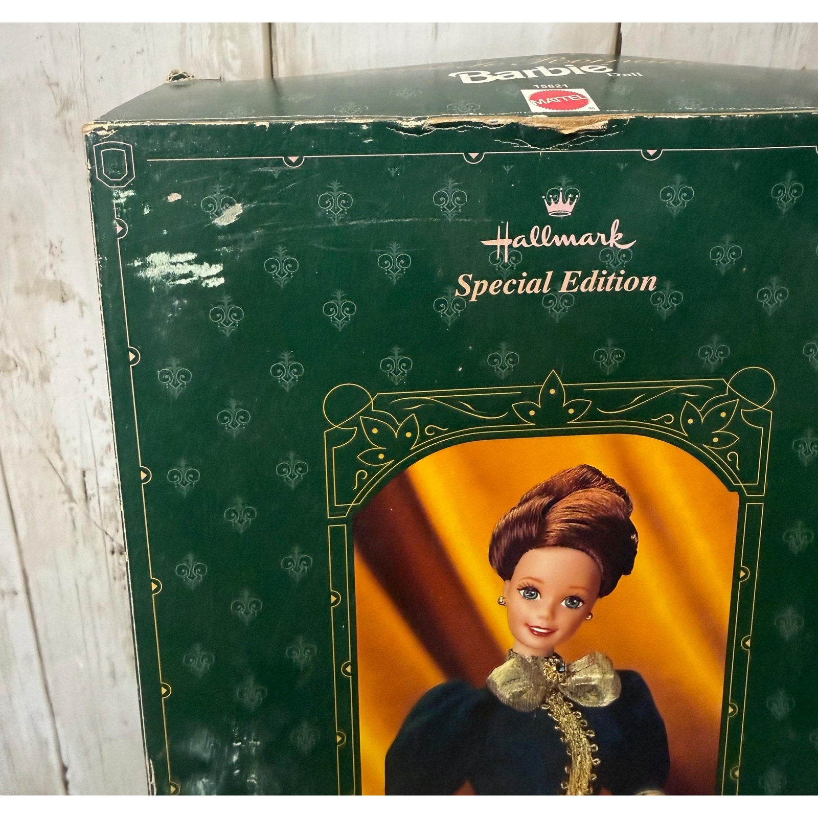 1996 Special Edition Yuletide Romance Barbie