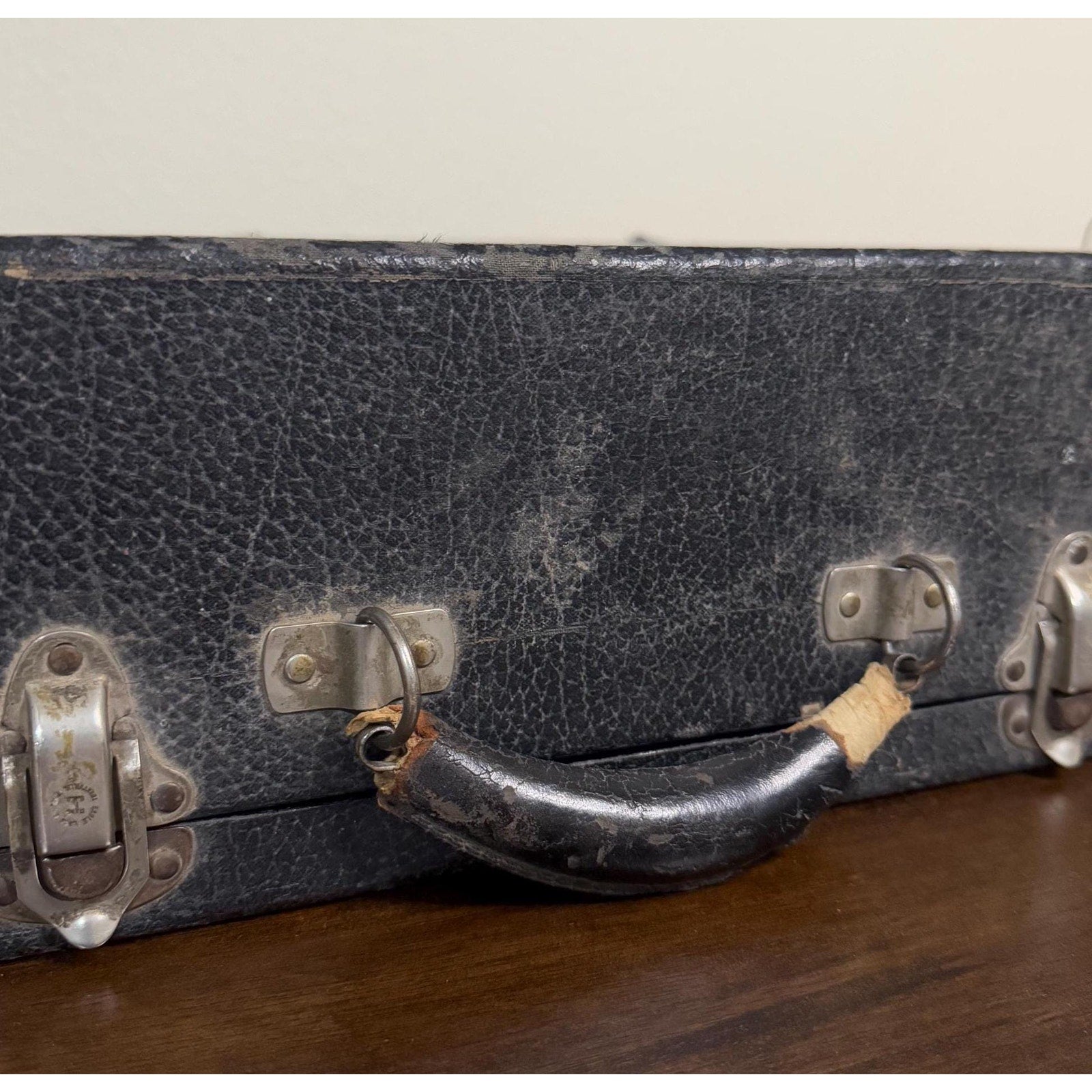 Remington Envoy 1940’s Typewriter and Case