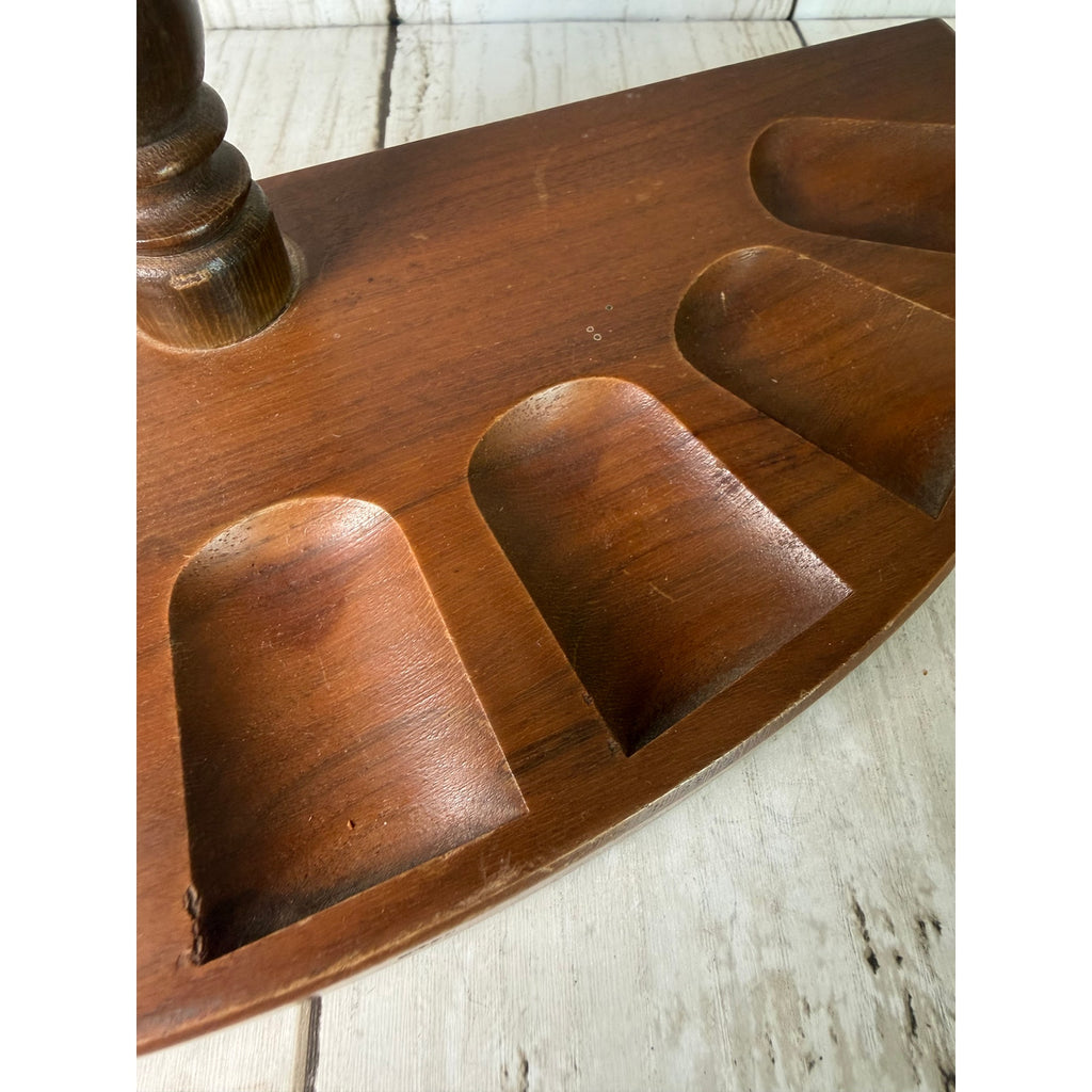 Wooden 7-pipe Stand with Molded Horse Heads