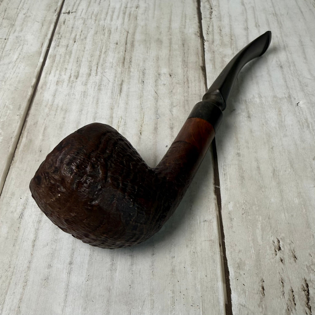 Rusticated Hjerte-Brier (Heart-Briar) Tobacco Pipe