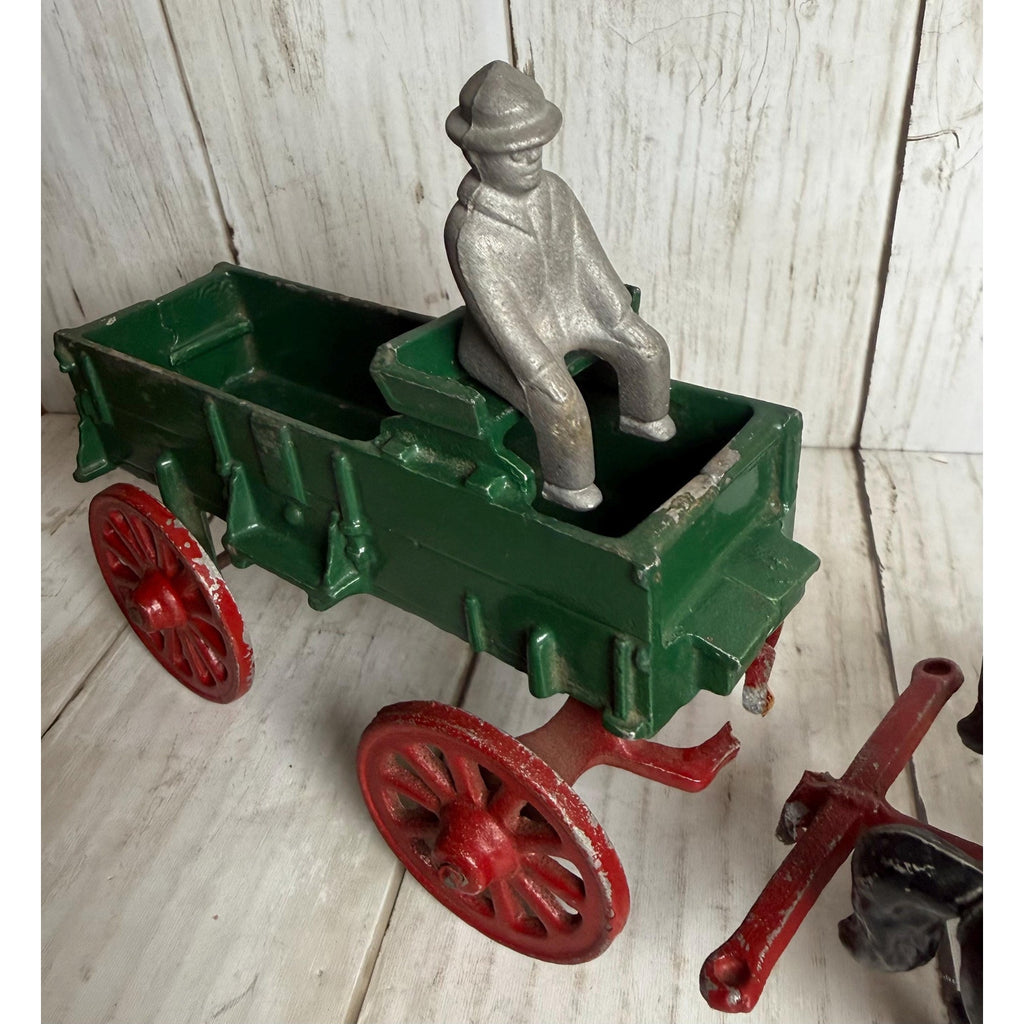 Stanley Horse Drawn Farm Hay Work Cast Wagon w/Driver Toy