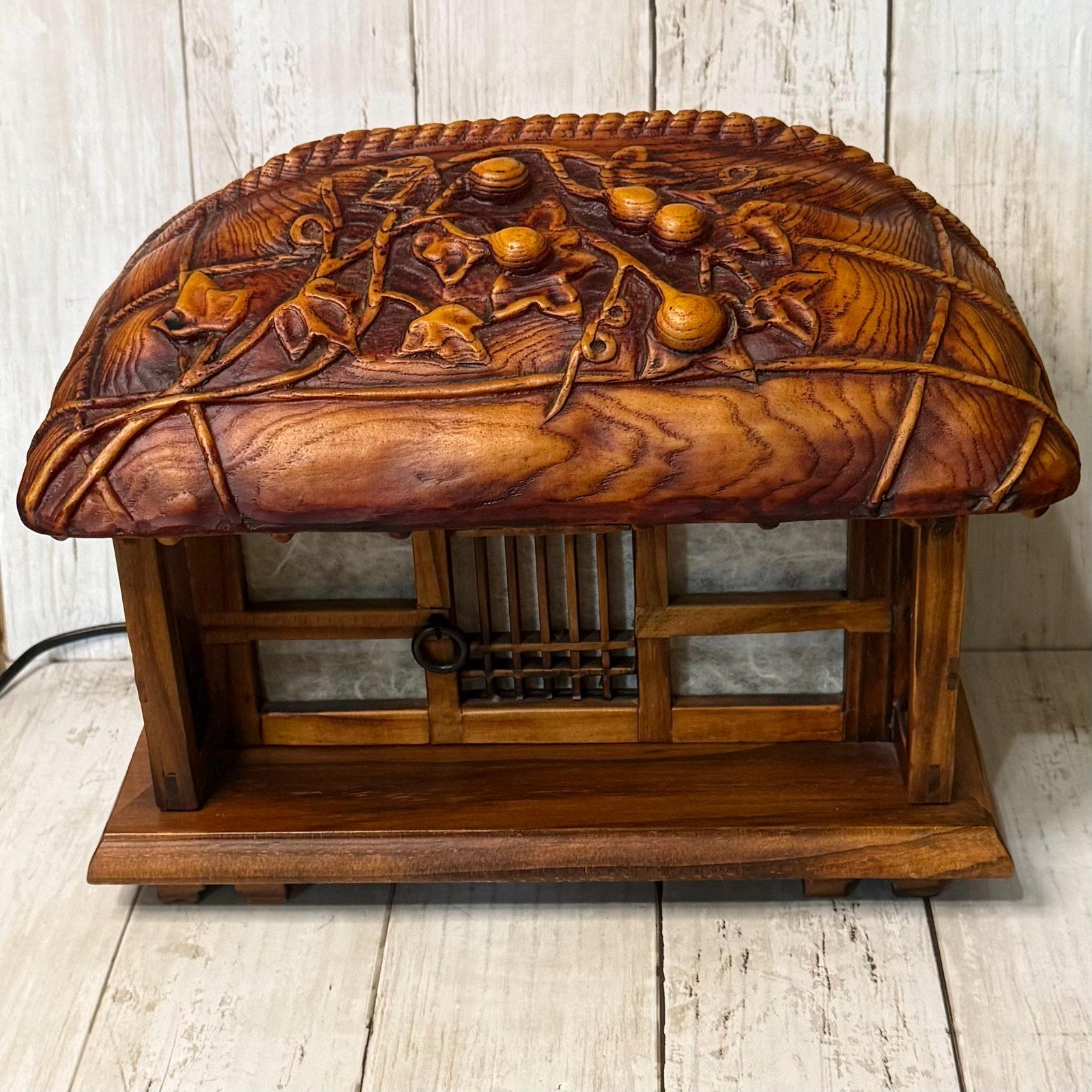 MCM Korean House Table Lamp