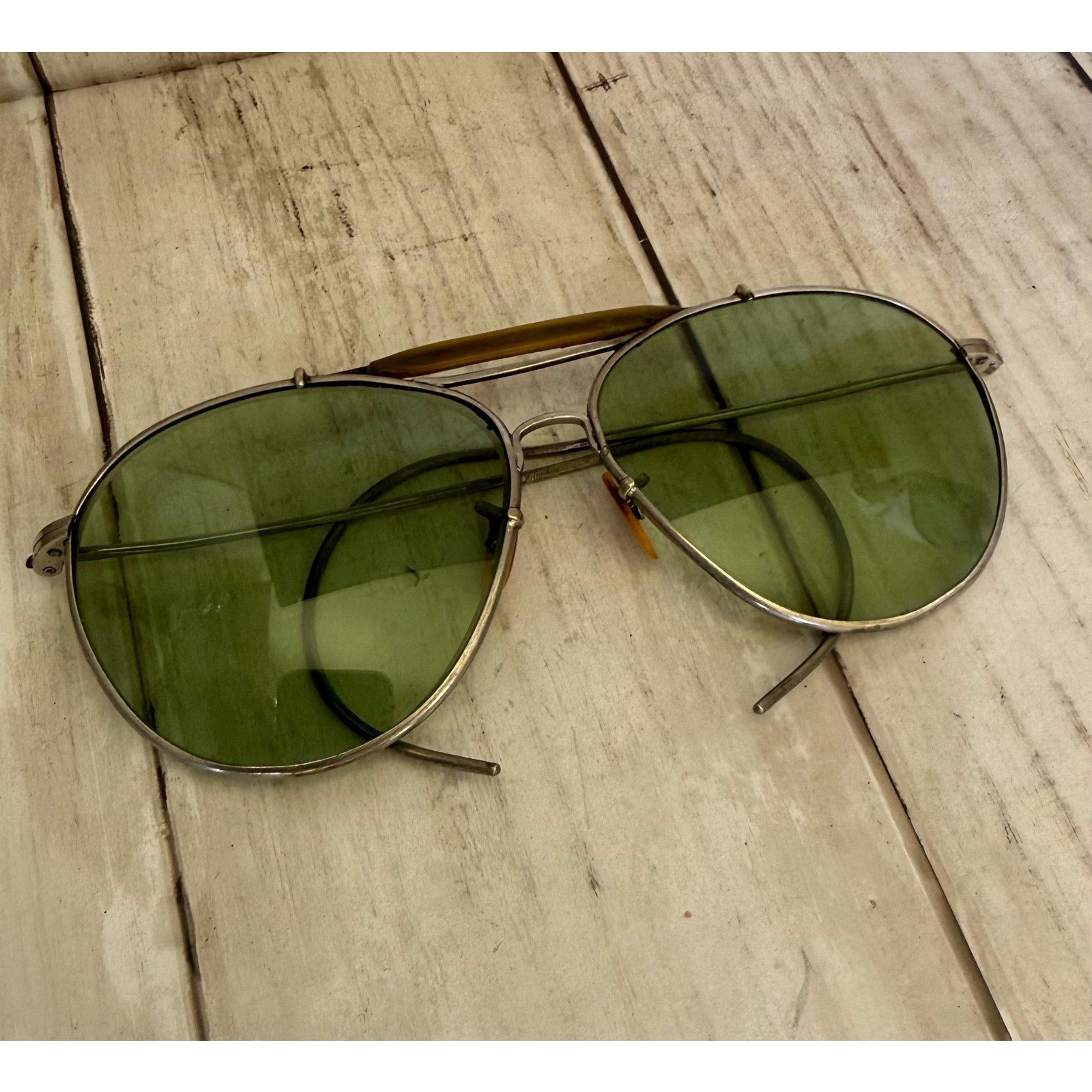 1940's Aviator WWII Bauch & Lomb USAAF Green Glasses