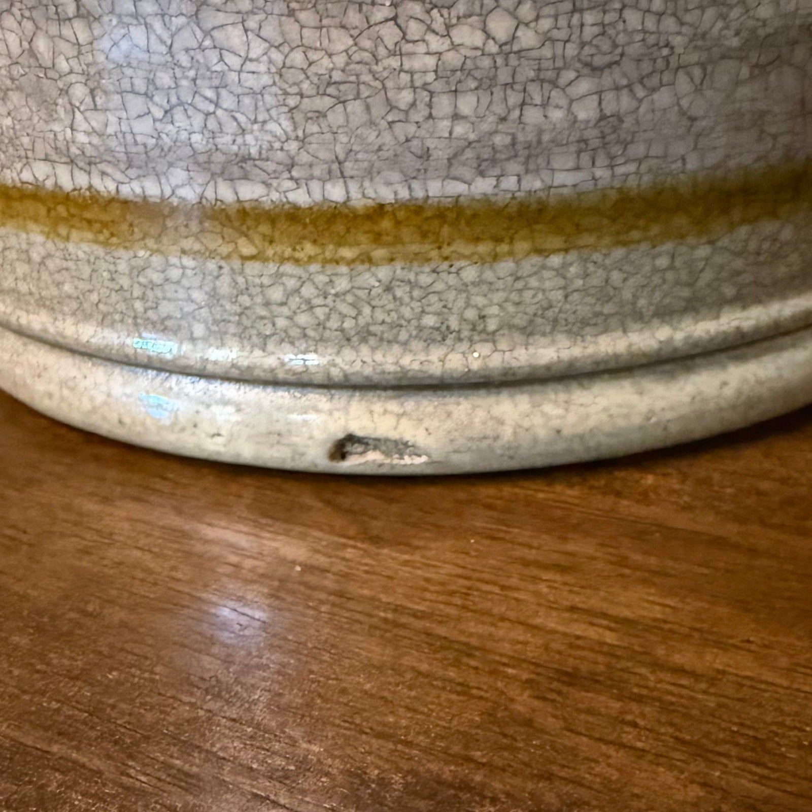 Yelloware Banded Butter Crock - see pictures