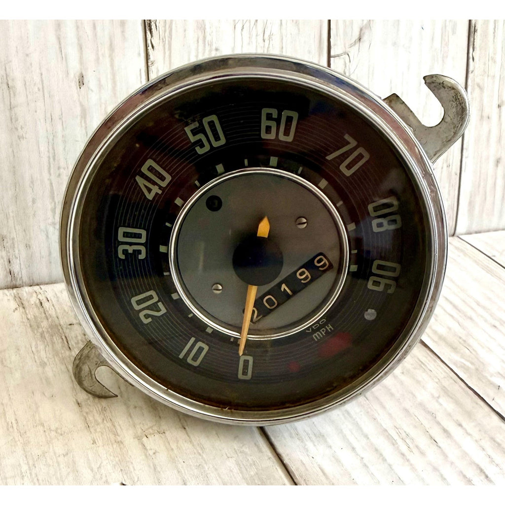 11957023c VDO VW Speedometer - Untested