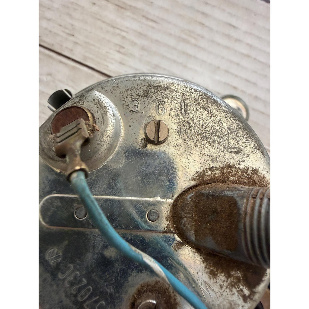11957023c VDO VW Speedometer - Untested