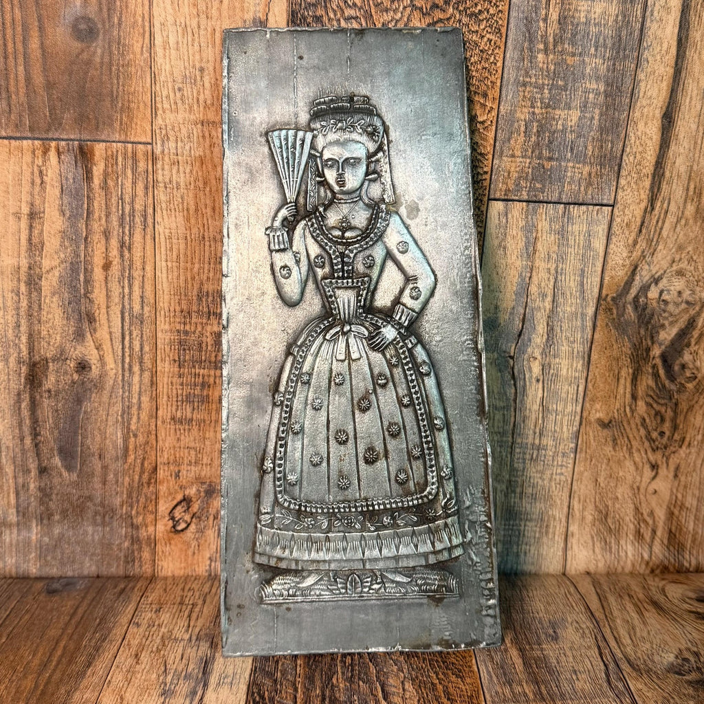 Deutsches Brotmuseum Pewter Bread Mold with Woman Design