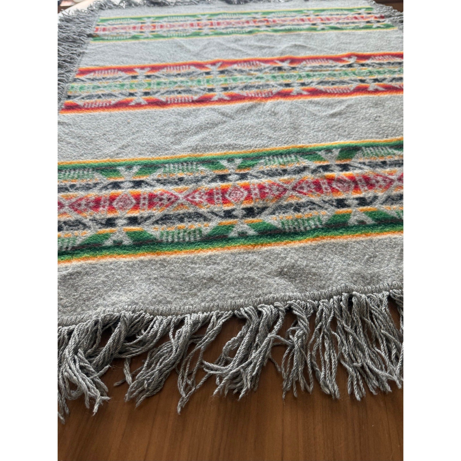 Vintage Pendleton Beaver State Wool Camp Blanket Shawl Fringe 32x43