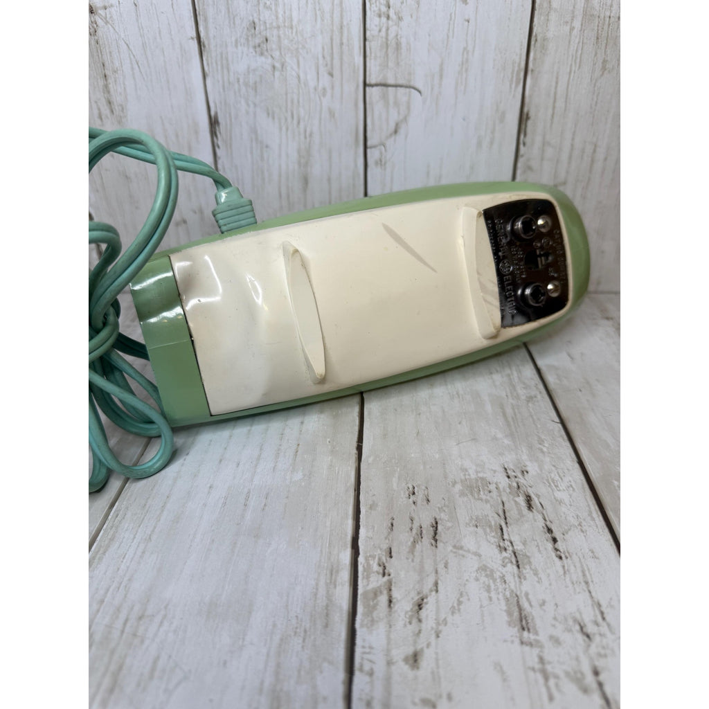 General Electric Turquoise Blue 3 Speed Mixer - Working